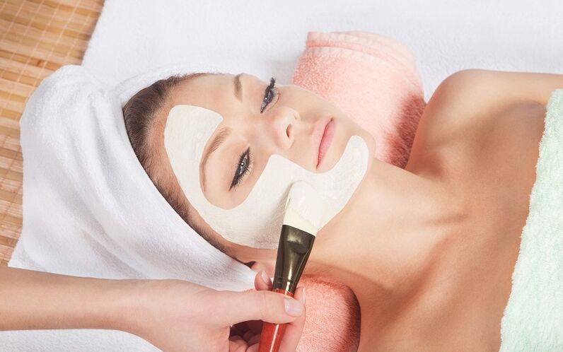 маска за кревање за подмладување на кожата